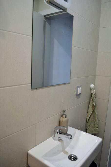 Modern City Center 2 Bedroom Apartment Sofia Zewnętrze zdjęcie